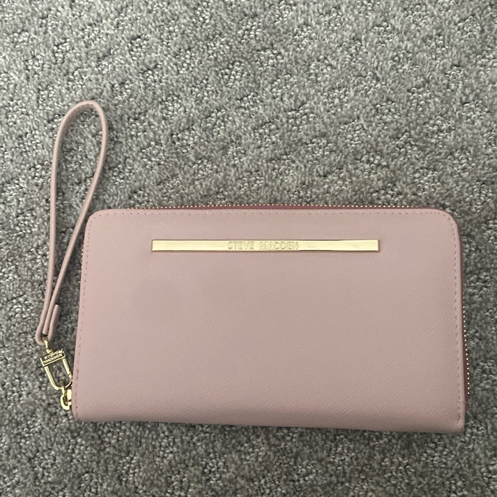 Steve Madden Wristlet Wallet